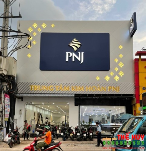 BẢNG HIỆU ĐẸP PNJ HCM